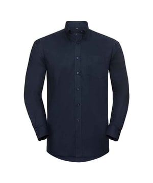70% Baumwolle, 30% Polyester. Gewebe: Oxford-Stoff. Design: Unifarben. Rückenpasse, Pflegeleicht, Zwei Falten. GSM (Gramm pro Quadratmeter): 135. Taschenart: 1 Brusttasche. Bündchen: anpassbar, Geknöpft. Nachhaltigkeit: Amfori-Freigabe, Better Cotton Initiative, BSCI, Verein für faire Arbeit, Oeko-Tex Standard 100 zertifiziert. Button-Down-Kragen. Langärmlig. Saum: Abgerundet. 42,5 cm: 108 cm. 38,5cm: 96,52 cm. 47,5cm: 118,11 cm. 39,5 cm: 98 cm. 37,5 cm: 90,17 cm. 45,5cm: 113 cm. 46,5cm: 116,84 cm. 51cm: 132 cm. 49,5cm: 127 cm. 58,5cm: 137 cm. 48,5cm: 121,92 cm. 41,5cm: 102 cm. 43,5cm: 112 cm.