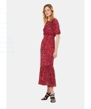 Designed in a vivid shade of pink with a statement leopard print and voluminous sleeves, this dress is sure to make a statement. Add boots and a leather jacket for the ultimate sleek finish come autumn.