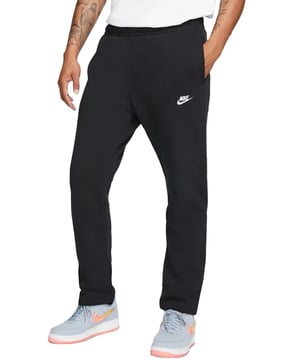 Nike Sportswear mens open hem joggers offer relaxed style, comfort and softness. - -. Made of soft fleece fabric, they feature a fitted, renewed belt and a design with Open hems for a relaxed Look. - -.  Fleece fabric For A soft and light fit. Adherent belt for a clean look. - -.  A garment for every day.