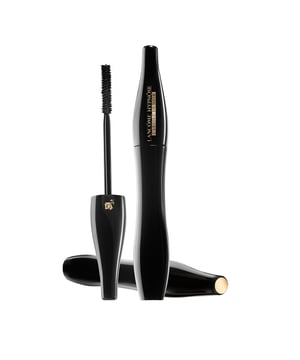 Intensiv schwarze Volumen-Mascara. Eine patentierte Mascara-Bürste, deren 1000 Borsten die Wimpern von der Wurzel bis hin zur Spitze definieren, intensivieren und verdichten. Die sanfte Formel der langanhaltenden und wischfesten Mascara ist mit pflegendem Jojoba-Öl und Pro-Vitamin B5 angereichert. Der Hypnôse LAbsolu de Noir Mascara hinterlässt die Wimpern geschmeidig und weich.