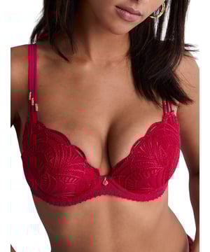 Aubade Vibes Moulded Push-Up Bra. Underwired padded plunge bra with moulded padded cups, embroidered soft foam cups and matching briefs available. This product is recommended as hand wash only.