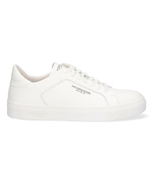 Zapatillas McGregor para hombre. Están fabricadas en piel de alta calidad. La zapatilla tiene una plantilla extraíble de EVA, que proporciona una buena amortiguación.  Marca: McGregorNombre del modelo: HamiltonCategoría: zapatillas para hombreMateriales: cueroColor: blanco, azul
