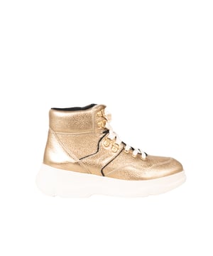 Modell-Code: D04HZB000CF, Stil: