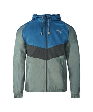Puma Reaktiv gefütterte Trikot-Webjacke Grau. Puma Reactive Gefütterte Trikot gewebte Graue Jacke. Stil: 518718-02. Puma-Logo vorne rechts auf der Brust. Zentraler Zip-Verschluss. Windcell Technologie