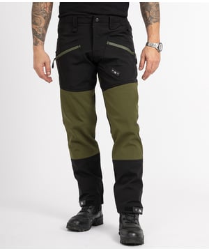 Sie sind gern in der freien Natur und gehen hier Ihren Freizeitaktivitäten nach? Dann muss auch Ihre Outdoorhose einiges mitmachen können, so wie die Softshellhose von Rock Creek. Die Herren Hosen überzeugen durch Top-Qualität und eine hochwertige Verarbeitung. Sie sind wasserabweisend, winddicht, wärmeisolierend und zugleich atmungsaktiv. Verschiedene gut durchdachte Details wie etwa die Reißverschlüsse aus wasserabweisendem Material machen sie zum idealen Begleiter auch bei widrigen Witterungsverhältnissen.