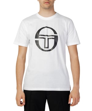 Merk: Sergio Tacchini   Geslacht: Heren   Type: T-shirts   Kleur: Wit   Patroon: Print   Halslijn: Ronde Hals   Mouwen: Korte Mouwen   Seizoen: Lente/zomer  - 100% katoen •