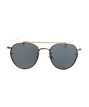 Must Have unisex sunglasses with a round design and metal frame, which provide a sophisticated and modern style.

 Equipped with polycarbonate lenses with UV 400 protection, they block 100% of UVA and UVB rays, providing excellent eye protection in bright environments.

 The round shape adds a vintage and versatile touch, ideal to complement any look.

 They include the Must Have logo engraved on the temples and on one of the lenses, adding a distinctive detail.

 They come with a soft cleaning cloth to keep your lenses spotless and a protective case to store them safely.

 Perfect for complementing any look, these glasses are ideal for those looking for protection and style in one piece.
 Measures: Lens height: 50 mm, Lens width: 52 mm, Bridge: 19 mm, Temples: 142 mm
 Composition: Metal
 Care:
- Wash only with water or, if necessary, a mild soap.
 - Dry with a soft cloth to avoid scratches.
 - Avoid contact with harsh surfaces or abrasive liquids.