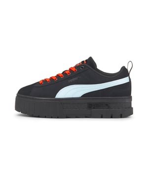 La segunda temporada de Puma X Dua Lipa está aquí, y la colección está llena de estilos audaces con influencia de los 90. Esta versión del Mayze no es una excepción, con una suela apilada y acentos vibrantes en todo momento. Es para las chicas exageradas y las tendencias, al igual que dua.

DETALLES
Construcción de baja bota
Cierre de encaje para un ajuste cómodo
Talón de plataforma