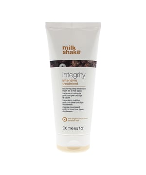 Milk_Shake Integrity Intensive Hair Treatment has been designed to deeply nourish hair, and help battle against frizz. The treatment contains Hydrolysed keratin, Coconut oil and organic Muru Muru butter which work together to seal the cuticle, fighting split ends, whilst also repairing hair, and turning even the most damaged  of hair into soft, shiny hair. The formula, which also detangles, helps prevent colour fade and also helps to improve manageability of hair.