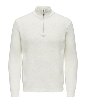Dieser Herrenstrickpullover verbindet zeitloses Design mit höchstem Komfort. Er hat eine reguläre Passform, die eine attraktive Silhouette bietet und vielseitig kombinierbar ist. Die langen Ärmel und der hohe Rundhalsausschnitt bieten zusätzlichen Schutz und Wärme an kühleren Tagen. Ein halber Reißverschluss verleiht dem Pullover einen modernen Touch und erlaubt es, den Kragen nach Belieben zu verstellen. Aus hochwertigem Strickmaterial gefertigt, garantiert der Pullover ein angenehmes Tragegefühl und Langlebigkeit. Der weiche Stoff ist angenehm auf der Haut und bietet optimale Bewegungsfreiheit. Der Strickpullover ist ideal für Freizeit und Büro und lässt sich sowohl mit Jeans als auch mit Chinos perfekt kombinieren. Mit seinem klassischen und doch modernen Look ist er ein unverzichtbares Basic für jeden Kleiderschrank. Perfekt für den stilbewussten Mann, der Qualität und Komfort schätzt.