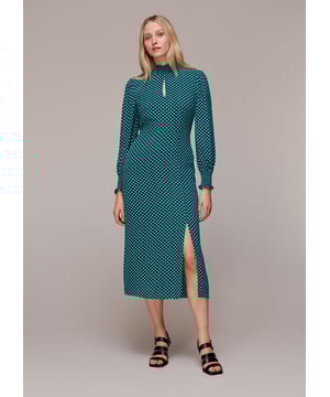 Elevate weekend style with this Star Check Print Midi Dress, perfect for going out. The long-sleeved, green and multicolor design offers a playful yet refined look. Crafted from 100% viscose, it promises ease and comfort without compromising on elegance. Ideal for the fashion-forward individual seeking a blend of casual charm and sophistication.
