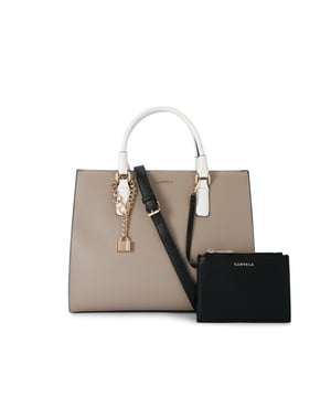 The Carvela Latte bag arrives in taupe with bone structured handles. The hardware is gold as is the branding on the front. There is a statement padlock chain on the front handle. 28cm (H), 35cm (L), 10.5cm (D). Strap drop cross body: 132cm. Top handle drop: 36cm.