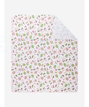 Unveiling the Baby Festive Cupcakes Swaddle Blanket in Red from Magnolia Baby - an elite enhancement in your Baby Unisex's attire during the [Christmas] celebrations. It integrates style effortlessly with luxury and here's why it stands out:  Swanky Print: The enchanting cupcake print dares to be different and playful, pioneering the trend. Utmost Comfort: Crafted with prime materials, this swaddle blanket ensures supreme coze for your little one's daily escapades. Transfigure your Baby Unisex's wardrobe with this Red Swaddle Blanket in Magnolia Baby's White Festive Cupcakes design! Grace your baby with eminence this [Christmas]!