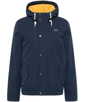 Wetterfeste Outdoor-Performance liefert der wattierte Winterblouson von ICEBOUND. Die wattierte Jacke besteht aus einem beschichteten und damit wasser- und winddichtem Material. Schwachstellen wie die Nähte sind allesamt dicht verklebt und auch der Reißverschluss und die Taschen sind verdeckt, sodass Ihnen Schnee und Regen nichts anhaben können. Und auch arktische Kälte kann sich noch so anstrengen, denn gegen die Wattierung und das weiche Polar-Fleece in der Innenseite der Jacke kommt sie nicht an. Ganz in Schmuddelwedda Manier sind die Ösen, Nieten, Kordeln oder Reißverschlussanhänger kreativ gestylt und weit mehr als nur ein praktisches Accessoire. So besitzt der charakteristische Seemann-Print auf der Brust bei einigen Farbvarianten lichtreflektierende Eigenschaften.  Winterjacke