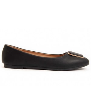 Lässiger Ballerina für Frauen. Bequeme Passform. Hergestellt mit veganen Materialien. Hergestellt von anderen Marken für unsere Marke.
