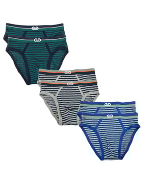Pack-6 Slips.
 Elastic rubber waistband with the logo embroidered on the front.
 Breathable fabric.
 Anatomical front with the ability to hold without squeezing.
 Seams seen in tone.
 Composition: 95% Cotton, 5% Elastane
 Care:
- Wash at max temperature. 30º.
 - Do not use bleach.
 - Do not use dryer.
 - Do not iron.
 - Do not dry clean.