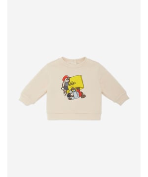 Fendi incorporate passion and energy into their meticulously crafted designs. This baby unisex sweatshirt is reflective of the Italian label's high attention to detail. It showcases a Fendi pets design printed on the front for an enigmatic and whimsical feel.  Made in Italy 100% Cotton
