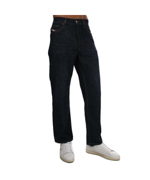 100% algodón; Vaqueros diésel D-MACS;  Modelo: 00S5WB 009HP 01;  Mano de obra de alta calidad;  100% algodón suave;  Corte recto;  Cierre: botones;  Estilo clásico de "5 bolsillos";  hebillas de cinturon;  Detalles del logotipo diésel