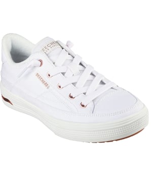 Wandel door de dag in verbazingwekkend gedempt comfort met Skechers Street™ Arch Fit® Arcade - Meet Ya There. Dit gemakkelijk te dragen ontwerp heeft een bovenwerk van canvas met decoratieve veters, een uitneembare Arch Fit binnenzool en een lichtgewicht dempende tussenzool.