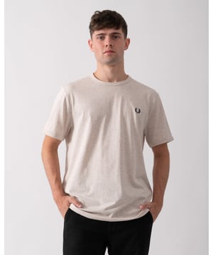 The ringer T-shirt is an instantly recognisable piece of sportswear. Made from cotton jersey and defined by its rib neck and cuff.
100% Cotton
M3519