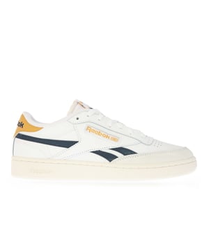 Heren Reebok Classics Club C Revenge Trainers in wit - marine.- Bovenwerk van leer.- Vetersluiting.- Geperforeerde toebox. - Contrasterende zijstrepen.- Logo in reliëf op de tong.- Archieflogo en vensterdoos. - Gevoerde EVA-schuim binnenzool.- Gestanste EVA-tussenzool.- Slijtvaste rubberen buitenzool. - Ref.: 100033028