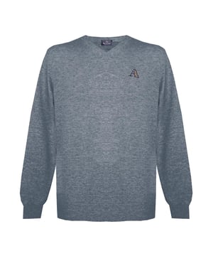 • 40% Wool, 40% Cotton, 20% Nylon • Long Sleeved • V-Neck