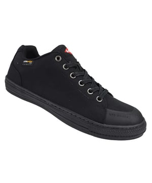 Obermaterial: Cordura, TPU. Marke: Lee Cooper. Laufsohle: Gummi. Ösen: 6. Zehenschutz (Joule): 200. Gepolsterter Schaftrand, Rutschfest. Absatz: Flach. niedrig geschnitten. Design: Logo. Sicherheitsstandards: EN-ISO 20345-SB SRA, SRA. Zehenstil: Zehenschutzkappe. Zum Schnüren.