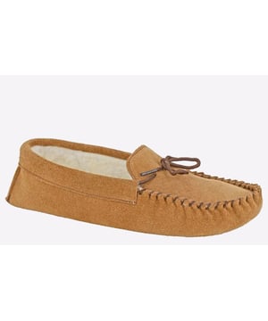Slip into sumptuous comfort with these Jake slippers from Mokkers, boasting a classic moccasin silhouette with a soft thermal lining, and suede leather upper in an on-trend tan.
- Real Suede
- Faux fur thermal lining
- Slip on design
- Stitched TPR Sole