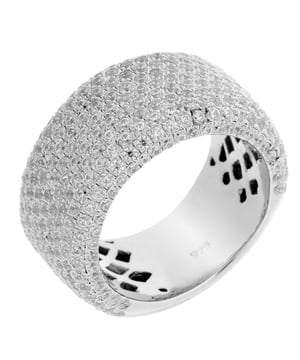 Deze verfijnde ring voor vrouwen van Orphelia is het perfecte cadeau om jezelf of een geliefde te verwennen. De ring is gemaakt van 925 sterling zilver, gekleurd zilver in maat: 52 en weegt 13 gram met een breedte van 1,1 cm op het breedste punt. De Orphelia 925 Sterling Zilveren Ring voor Vrouwen - Zilver ZR-3518 wordt geleverd in een prachtige geschenkdoos en heeft een garantie van twee jaar.