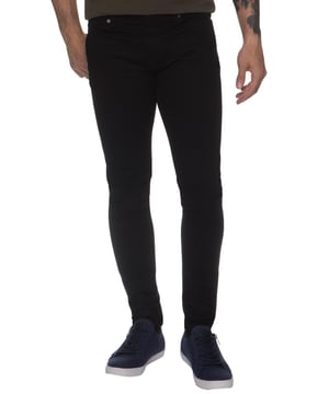 These Enzo Skinny Super stretch denim jeans feature a zip fly fastening, Logo Branding to Back Waist Patch, Two Front pockets, two back pockets.