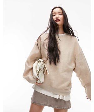 Hoodies & Sweatshirts by Topshop Welcome to the next phase of Topshop Crew neck Drop shoulders Relaxed fitSold By: Asos