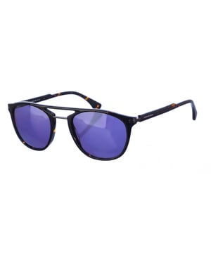 Gafas de sol Armand Basi con montura de acetato.
 Color Habana
 Forma ovalada.
 Lentes de color Grisaceo
Patillas en acetato
 Nombre de la marca grabado en la lente.
 100% Protección UV. 
 Incluye una funda de tela de protección.
Los colores reales del producto pueden variar ligeramente con respecto a los colores que muestra su monitor.
 
 Medidas  Ancho lente: 54 mm. Puente: 23 mm. Patillas: 145 mm.
 
 Limpiar las gafas con agua y jabón (neutro).
 - No utilice paños sucios o abrasivos, que puedan alterar las características de los filtros.
 - Utilice solo accesorios y repuestos originales.