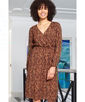 REASONS TO BUY: 

It's already got your attention
Stretch waist: comfy enough to eat and drink in
V-neck and cinched waist: super flattering
Throw on and go - in style
Just add ankle boots and a belt
Style with a leather biker for a chic look