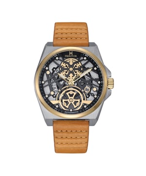 Kast van 316L chirurgisch roestvrij staal, Seiko NH35 automatisch uurwerk met juwelen, 24 juwelenlagers, gangreserve van 28 uur, slagen per uur (BPH): 21.600/uur, mineraalglas met saffiercoating, wijzerplaat met skeletmotief, kijkachterkant om het uurwerk te bekijken, band van echt leer, sluiting van roestvrij staal met gegraveerd logo, lichtgevende wijzers, lichtgevende markeringen, datumweergave, kastdiameter van 44 mm, polsomtrek van 195-245 mm, waterbestendigheid van 5 ATM.