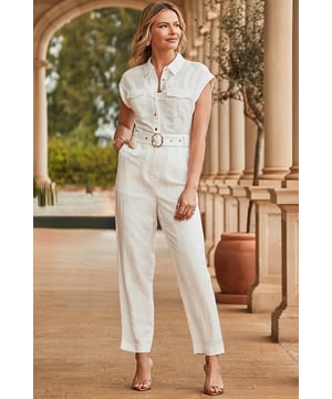 Your zero-effort wardrobe heroCrafted from breezy linen fabricUltra-chic safari stylingLuxe gold buckle belt to show off your waistThrow-on with gold sandals on holidayDress it up with chic courts for summer occasionsInside leg to fit: Short 29" | Regular 31" | Long 33"