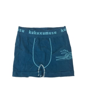 Boxer Kukuxumusu.
 Illustrations of the brand as decoration on the boxer briefs.
 It is a thin, elastic, soft, comfortable and fun boxer! An option to dress inside with a touch of good humor and infect yourself with it all day. The fabric adapts very well to the body so that when you wear it you don't even notice it. The rubber bands and thread with which it is made are ultra soft.
 Elastic waistband with the brand name printed consecutively.
 Matching seams.
 Composition: 85% Cotton, 9% Polyamide, 6% Elastane
 Care:
Care:
 - Machine wash maximum 30ºC.
 - Do not use bleach.
 - Iron at low temperature.
 - Do not use dryer.
 - Do not dry clean.