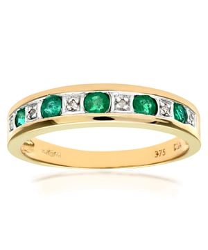 Oro amarillo de 9 quilates (375): 2,2 g; # Diamante: 0,02 ct; # Esmeralda: 0.29ct