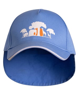 100% Katoen. Ontwerp: Dieren, Bomen. 4 rijen stiksels, verstelbaar, knoop bovenaan, contrasterende afwerking, afneembare nekbeschermer, gestikte oogjes. Stoftechnologie: Ademend, Lichtgewicht, Vochtafvoerend. Sluiting: verstelbaar riempje.