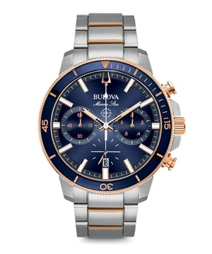 Dit Bulova Marine Star Chronograafhorloge voor heren is het perfecte tijdstuk om te dragen of cadeau te geven. De zilveren 45 mm ronde kast, gecombineerd met de comfortabele zilveren roestvrijstalen horlogeband, zorgt ervoor dat je van dit verbluffende horloge kunt genieten zonder compromissen. Aangedreven door een hoogwaardige quartz-beweging en waterbestendig tot 20 bar, blijft je horloge tikken. Dit sportieve horloge heeft een ratcheting roterende blauwe en roségoudkleurige omlijsting en roestvrijstalen bezel, perfect voor dagelijks gebruik. Het horloge heeft een kalenderfunctie: datum, stopwatch, lichtgevende wijzers, lichtgevende cijfers. Hoogwaardige 21 cm lange, 20 mm brede zilveren roestvrijstalen band met een vouwsluiting met veiligheid. Kastdiameter: 45 mm, kasthoogte: 15 mm en kastkleur: zilver. Wijzerplaatkleur: blauw.