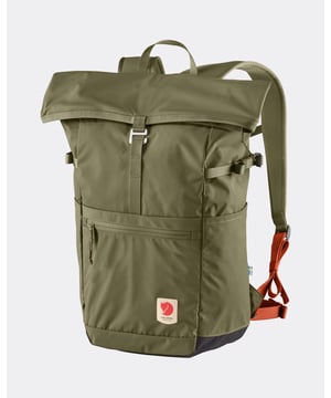 Unisex High Coast Foldsack 24
Ready to play – High Coast Foldsack is a light, versatile daypack in recycled nylon. A fold-over top closure allows you to expand the volume of the main compartment, and small items can be kept easily accessible in the spacious front pocket. Comfortable to carry with lightly padded shoulder straps and perfect for daytrips and travelling. The seams are not taped and the zipper is not water resistant, but the main fabric itself is waterproof, so the pack offers good protection from the rain.

Fold-over top closure with zipper and metal clasp. 
Light, waterproof 100% recycled nylon.
Base in durable Bergshell fabric with 31% recycled nylon.
Zippered front pocket and two side pockets.
Detachable chest and hip straps.
Bergshell®: 400D 100% polyamide, 100% polyamide 210D (recycled)
Produced without PFCs, Recycled polyamide
Inside compartment, Open outside pocket(s), Zippered inside pocket(s), Zippered outside pocket(s)

F23222