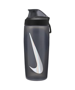Materiaal: Plastic. BPA-vrij, duurzaam, flexibel, stevig. Ontwerp: Contrastdetail, Ergonomisch, Patroon, Swoosh. Klapdeksel, verborgen handvat, lekvrij, tuit met pofventiel, siliconen handvat, morsbestendig deksel. Inhoud: 532ml. Let op: Niet geschikt voor hete vloeistoffen. Herbruikbaar.