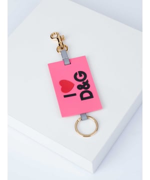 40% plástico, 20% zamak, 20% piel de ternera, 20% acero inoxidable; Llavero Dolce & Gabbana; Modelo: BI1225 AK435 06; Mano de obra de alta calidad; Dimensiones (cm): 10 x 6; Detalles del logotipo de Dolce & Gabbana
