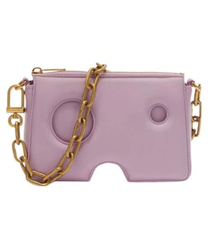 Deze tas van Off-White is het perfecte accessoire voor degenen die een klassiek tintje willen toevoegen aan hun dagelijkse look, Off-White paarse tas, ritssluiting, gemaakt in Italie, 100% leer, Burrown Design, kettinghandvat