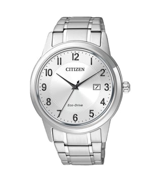 Diese Citizen Analoguhr für Herren ist das perfekte Zeitmessgerät zum Tragen oder Verschenken. Ihr silbernes 40 mm großes Gehäuse in Kombination mit dem bequemen Armband aus silbernem Edelstahl sorgt dafür, dass Sie dieses beeindruckende Zeitmesser ohne Kompromisse genießen können. Angetrieben von einem hochwertigen Eco-Drive-Uhrwerk und bis zu 3 Bar wasserdicht, wird Ihre Uhr weiterhin ticken. Diese klassische Uhr verfügt über eine Eco-Drive-Technologie (wird von jeder Lichtquelle aufgeladen; benötigt niemals eine Batterie) - Die Uhr hat eine Kalenderfunktion: Datum, Solarbetrieben. Hochwertiges Armband aus silbernem Edelstahl mit einer Länge von 21 cm und einer Breite von 20 mm, mit einem Klappverschluss mit Druckknopf. Gehäusedurchmesser: 40 mm, Gehäusehöhe: 9 mm, Gehäusefarbe: Silber, Ziffernblattfarbe: Silber.