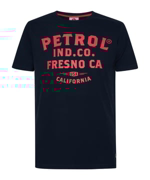 T-Shirt mit coolem Petrol-Logo auf der Brust mit Rundhalsausschnitt und kurzen Ärmeln. Hergestellt aus 100 % Baumwolle. Wenn Sie zwischen zwei Größen liegen, wählen Sie die größere Größe.•T-Shirt mit Petrol-Logo•Rundhalsausschnitt•Kurze Ärmel•100 % Baumwolle