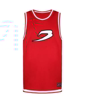 Maak kennis met de exclusieve samenwerking tussen Teddy Atlas en BOXRAW, de 36-collectie. Deze collectie is geïnspireerd op de klassieke New Yorkse straatstijl en laat comfortabele en loszittende tanktops zien die zowel stijl als sportiviteit belichamen.

De tanktops zijn gemaakt met nauwgezette aandacht voor detail en hebben een prominent 36 patch-logo op de achterkant, als eerbetoon aan de filosofie achter de collectie. Daarnaast voegt het geborduurde Strike-logo op de borst een vleugje authenticiteit toe en laat het de samenwerking tussen Teddy Atlas en BOXRAW zien.

De 36 collectie is geïnspireerd op de intensiteit en vastberadenheid van 12 rondes boksen. Het weerspiegelt de filosofie dat op elke willekeurige avond, ongeacht de omstandigheden, iedereen zichzelf kan uitdagen en kan streven naar de overwinning. Deze filosofie gaat verder dan de ring en herinnert ons eraan dat we de kracht hebben om obstakels te overwinnen en onze doelen te bereiken.

De tanktops in deze collectie zijn ontworpen met geribbelde details die een stijlvol en gestructureerd element toevoegen. De lichte gridstof biedt ademend vermogen en comfort, waardoor deze tanktops geschikt zijn voor intensieve trainingen of vrijetijdskleding. Het vrijgesneden ontwerp biedt een losse en ontspannen pasvorm, waardoor je gemakkelijk kunt bewegen en een relaxte urban esthetiek krijgt.

Kies voor de 36 collectie en omarm de geest van veerkracht, vastberadenheid en het geloof in het trotseren van de kansen. Of je nu in de sportschool bent of op straat, deze tanktops zullen niet alleen je stijl verbeteren maar ook dienen als een herinnering aan de kracht in jezelf om een eerlijk en zegevierend leven te creëren.