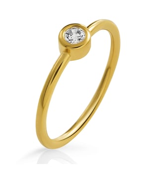 This elaborate Ring for Women from Orphelia  is the perfect gift to spoil yourself or a loved one. The Ring is made out of 925 Sterling Silver, colored Gold at Size: 56 weighing in at 0.8 grams with a Width of 0.4 cm at its widest point. The Orphelia 'Classic' Women's 925 Sterling Silver Ring - Gold ZR-7526/G is delivered in a stunning gift box and carries a two year warranty.