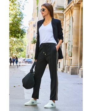 Your smart-casual wardrobe saviourContrast side stripes make them extra specialWoven fabric for a premium feelChic tapered leg styleDrawstring waist for maximum comfortWear to work with a shirt or style with tees and knits on weekendsInside leg to fit: Short 29" | Regular 31" | Long 33"
