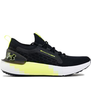 Zapatillas de deporte negras para hombre Under Armour Hovr Phantom 3SE, confeccionadas con tejido y suela de goma. Incluyen: tejido intelliknit, amortiguación hover+, drop de 8 mm, ajuste tipo calcetín y cuello acolchado.