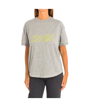 Camiseta Con Mangas Zumba. 
Color Gris
Clásica y versátil con un calce fácil. 
Cuello redondo. 
Gráfico en el frontal y la espalda con motivos de la marca.
Tejido suave y de corte holgado.
Costuras vistas a tono.

Composición:  95% Algodón, 5% Elastano.

-Utilizar lavadora a temperatura máxima 30º .
-No utilizar secadora.
-Puede utilizar Lejía.
-Utiliza plancha a temperatura máxima 110º.